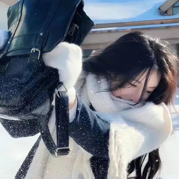 【一镜到底神作】《超越无限两分钟》超清版：极低成本却玩转时间循环，构思绝妙的科幻喜剧