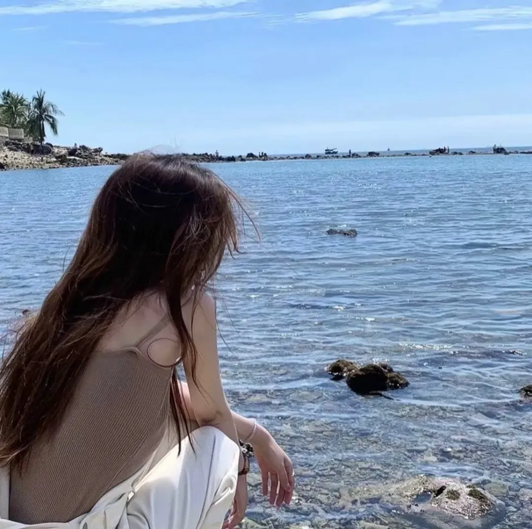 【奇幻纯爱】《哈尔的移动城堡》宫崎骏极致浪漫：在战火中相爱的魔法师与少女，逃避与守护的童话