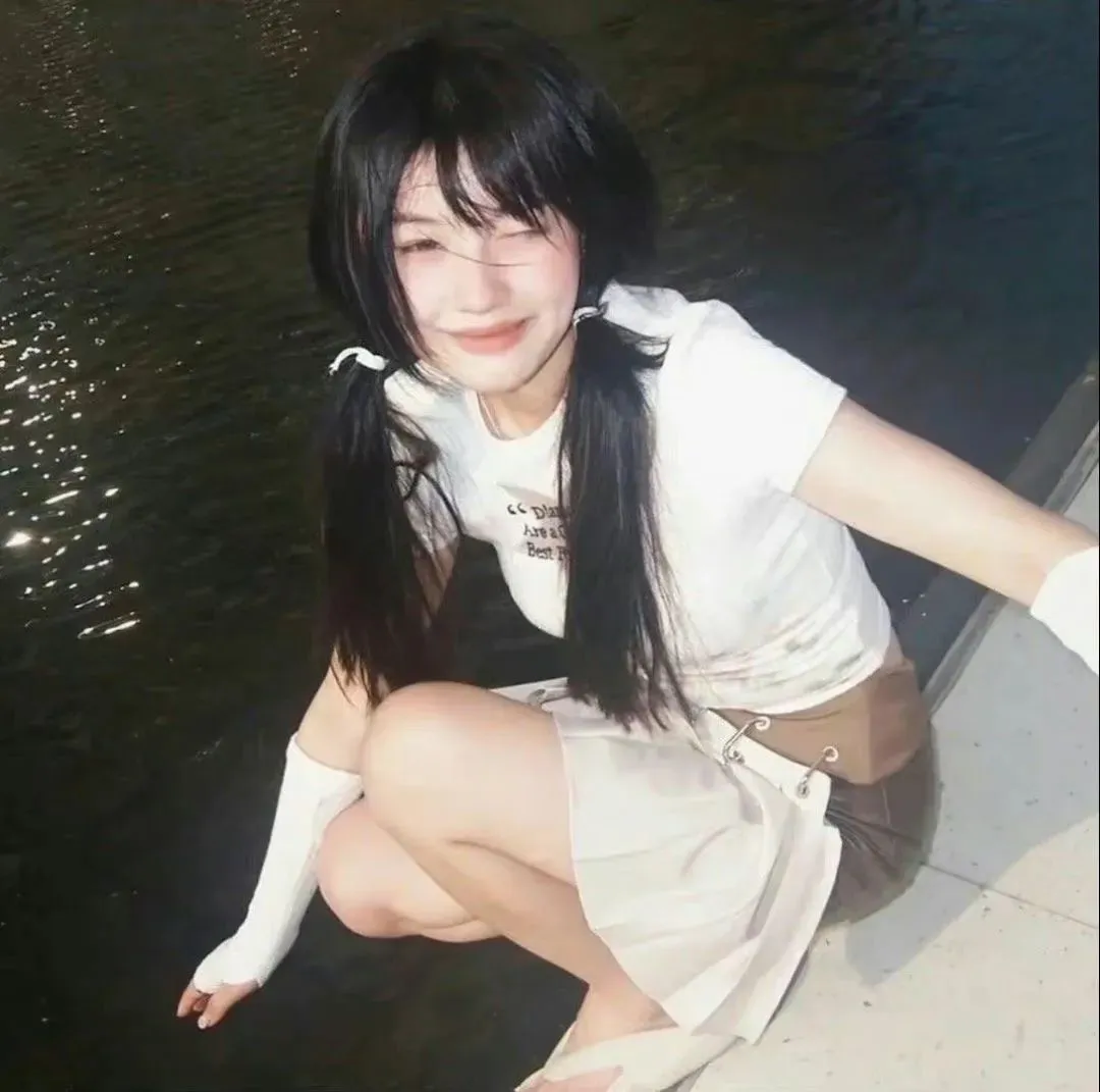 【音乐喜剧】《摇摆少女》上野树里主演：补考的女高中生们误打误撞组成爵士乐队，夏日里最欢乐的青春物语